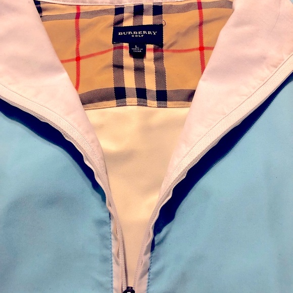 BURBERRY Golf Vest - Picture 2 of 4